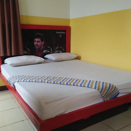 Wisma Bintang Lima Hotel Pekanbaru Eksteriør billede